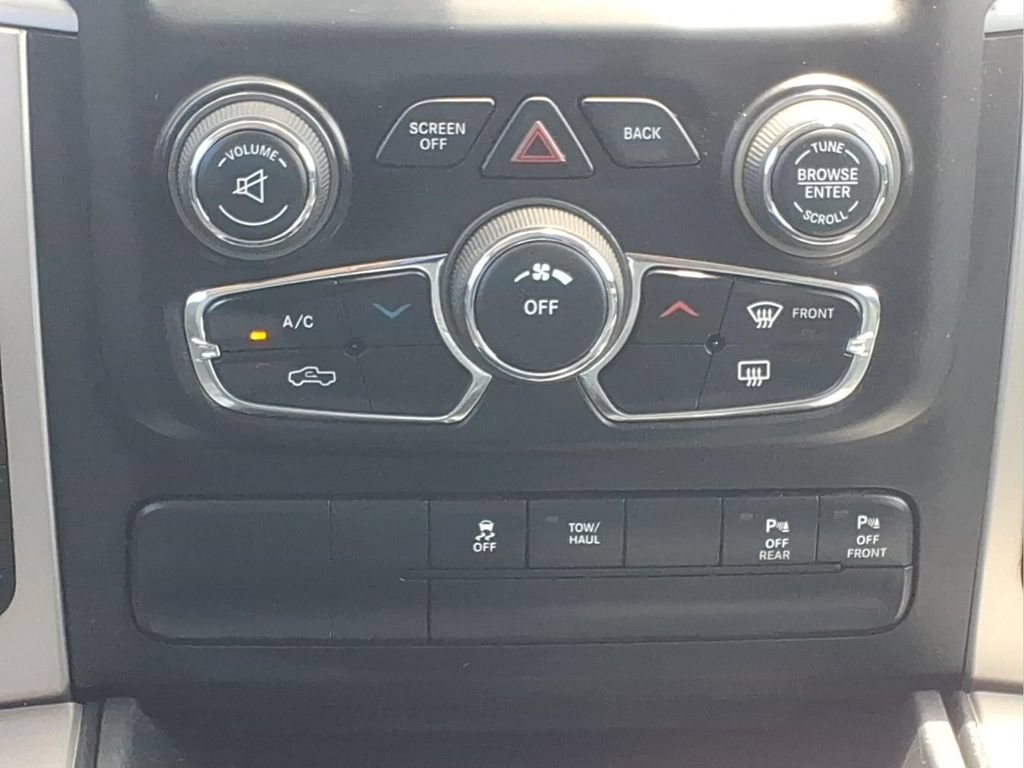 Used 2016 RAM 1500 Lone Star RWD image 17
