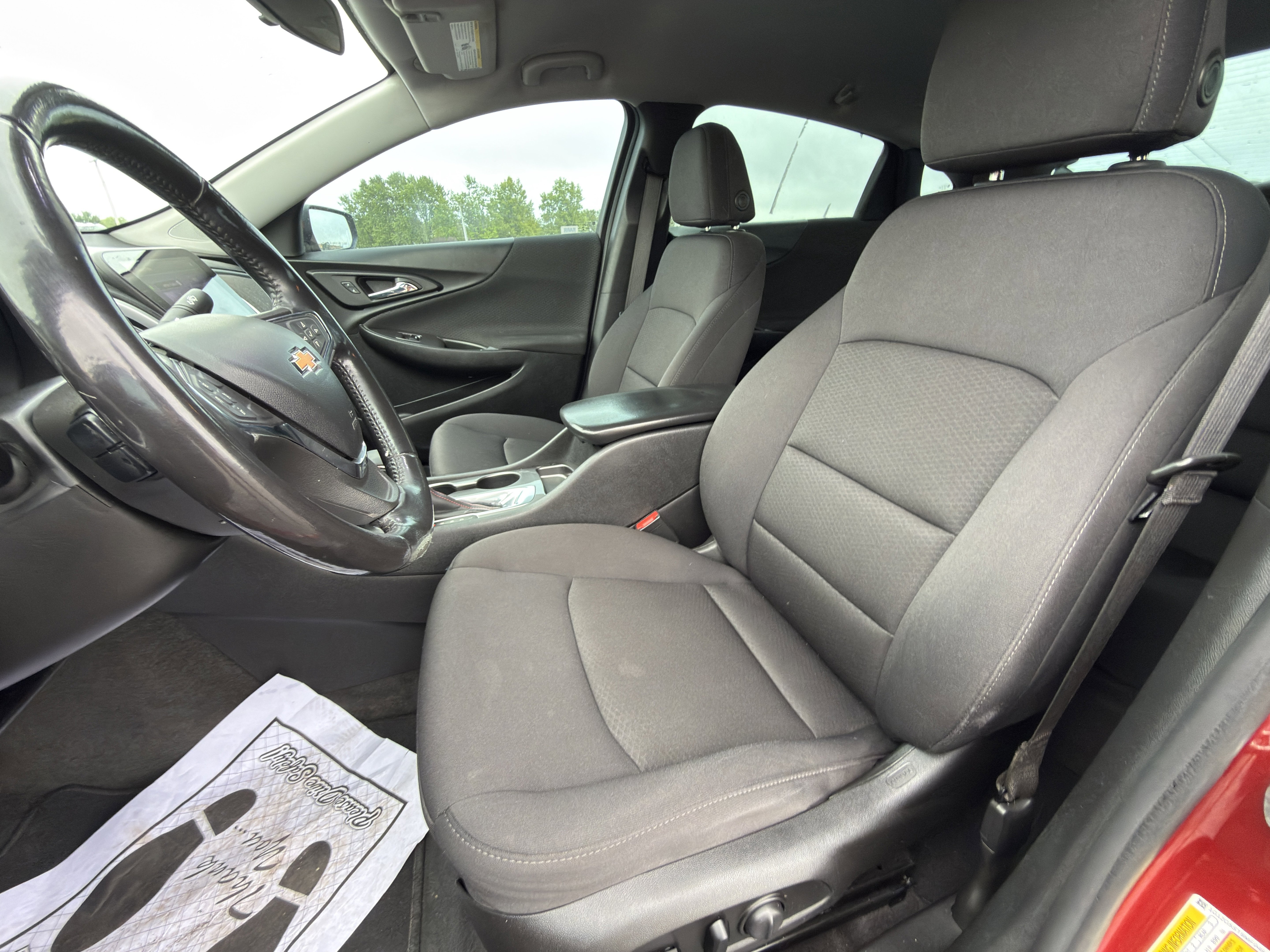 Used 2021 Chevrolet Malibu RS FWD image 9