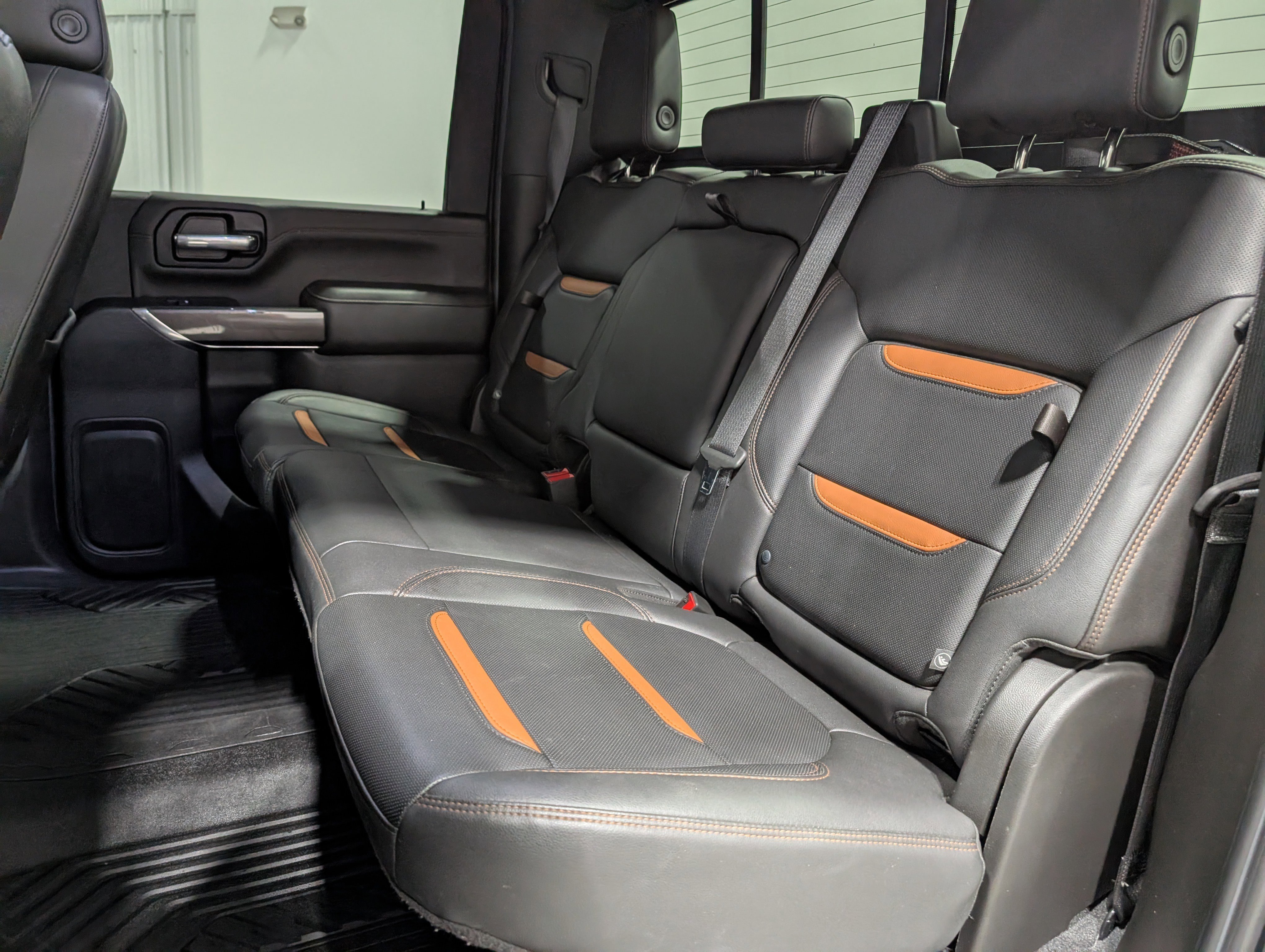 Used 2020 GMC Sierra 2500 AT4 w/ AT4 Premium Package image 19