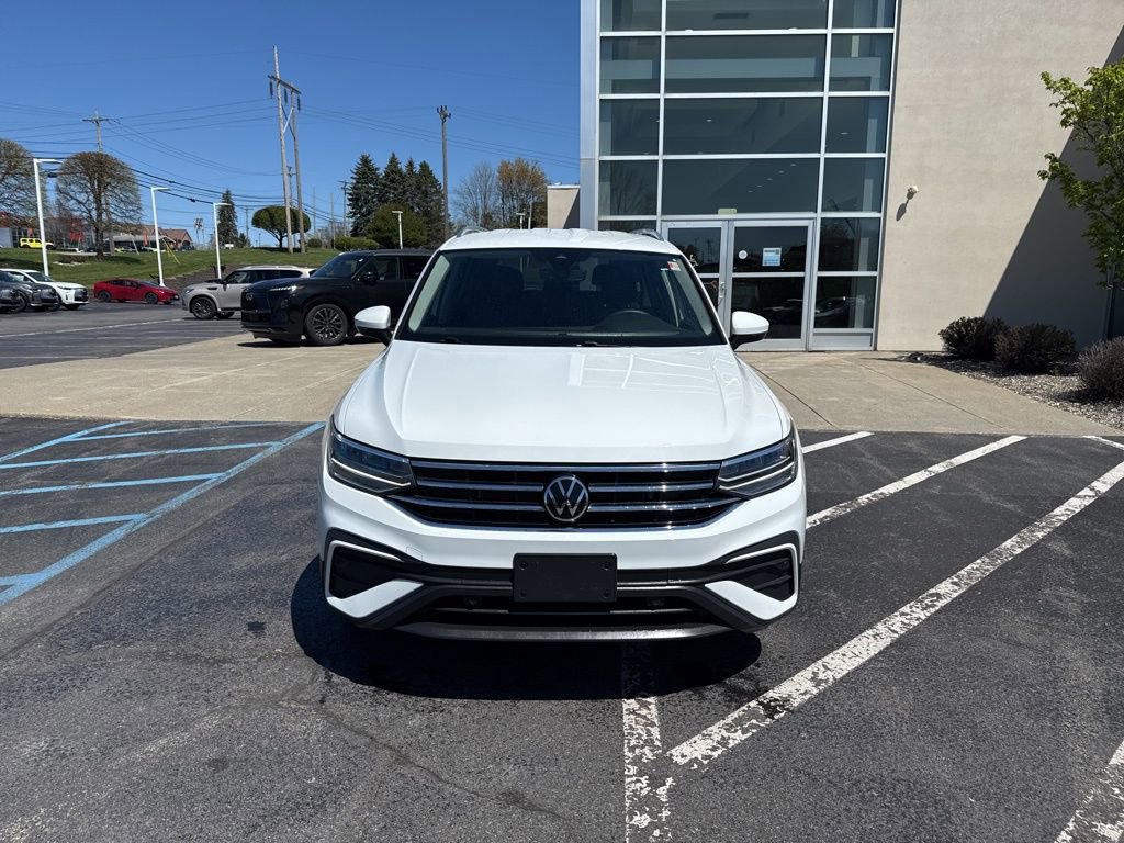 Used 2022 Volkswagen Tiguan SE AWD/4WD image 10