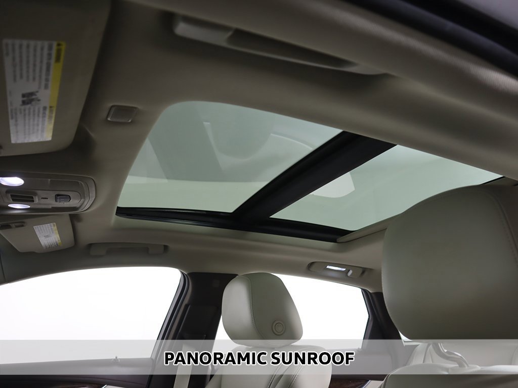 Used 2016 Cadillac XTS Luxury w/ Driver Awareness Package image 4