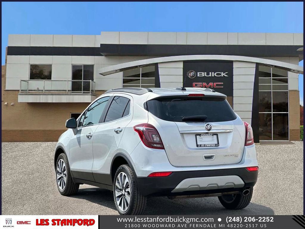Used 2022 Buick Encore Preferred w/ Safety Package AWD/4WD image 4
