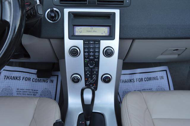 Used 2011 Volvo C70 T5 w/ Convenience Pkg image 27