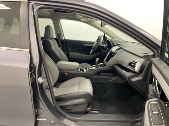 Used 2025 Subaru Outback Limited AWD/4WD image 31