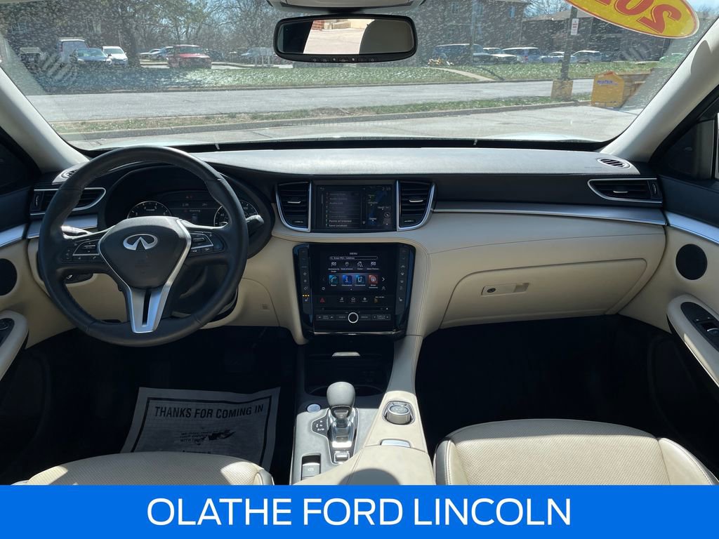 Used 2021 INFINITI QX50 Essential w/ Convenience Package image 23