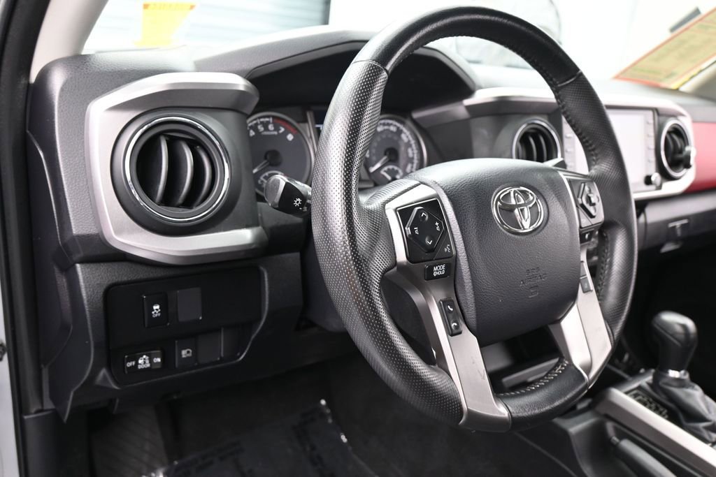 Used 2023 Toyota Tacoma SR5 RWD image 16