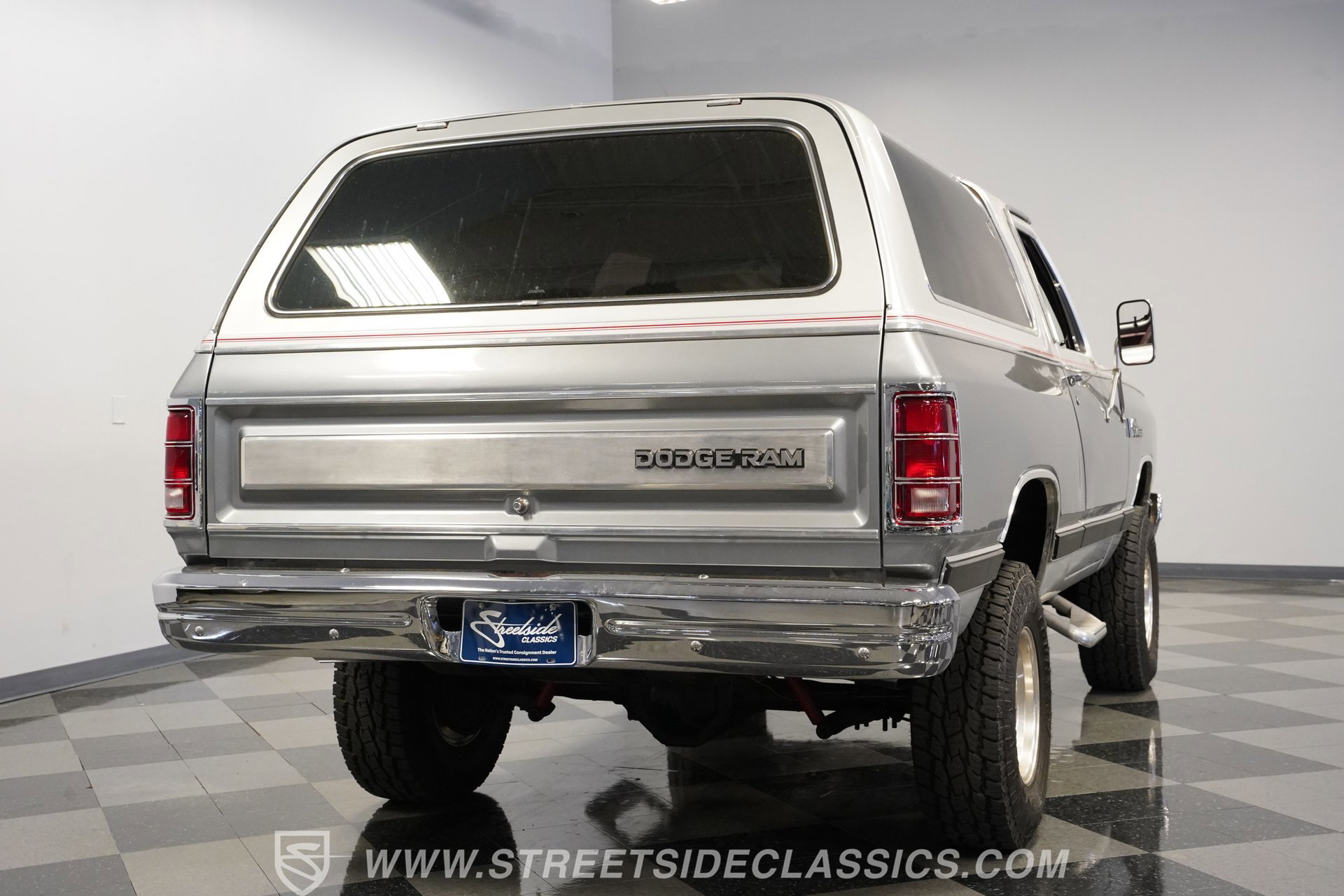 Used 1987 Dodge Ramcharger 4WD image 12