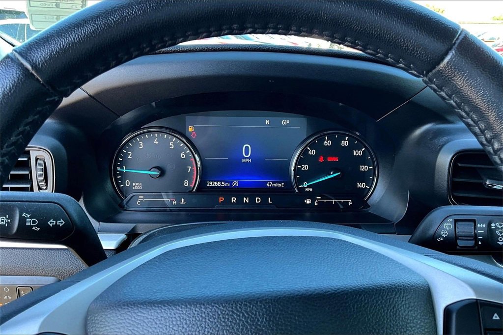 Used 2023 Ford Explorer XLT image 13