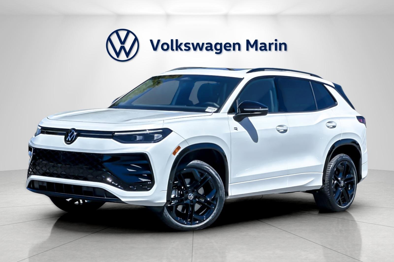 New 2025 Volkswagen Tiguan SE R-Line