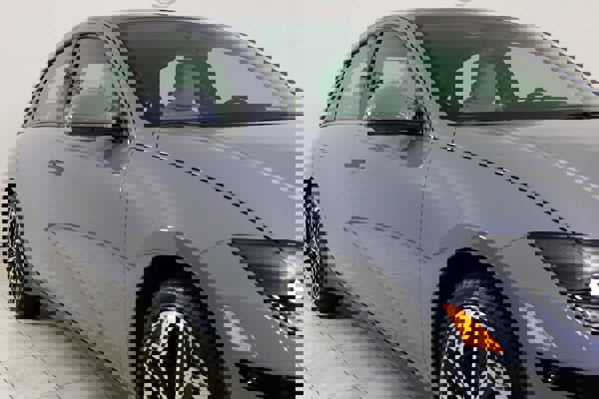 Used 2025 Hyundai Ioniq 6 Limited image 38