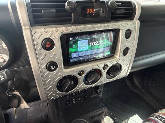Used 2008 Toyota FJ Cruiser 4WD w/ Upgrade Pkg 2 image 14