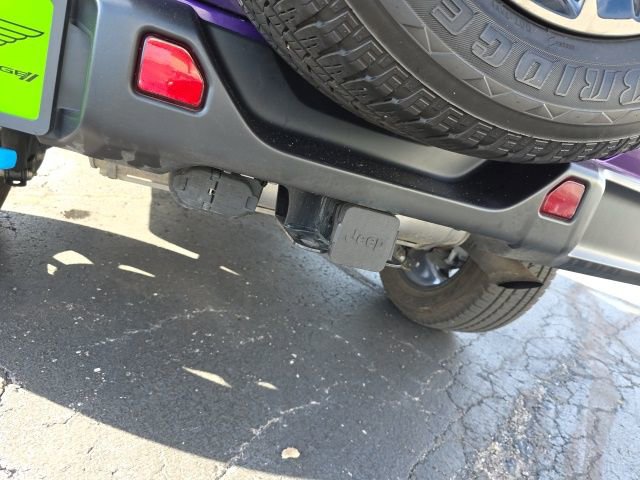 Used 2023 Jeep Wrangler Unlimited Sahara w/ Cold Weather Group image 6