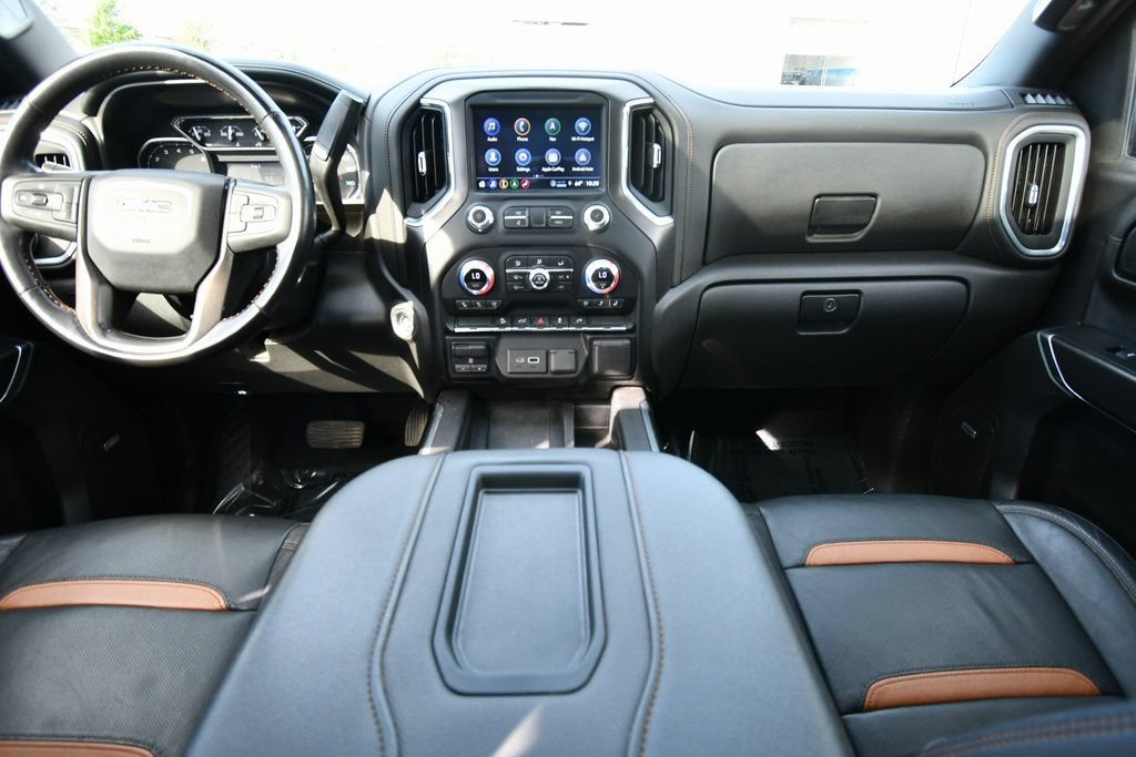 Used 2021 GMC Sierra 1500 AT4 w/ AT4 Preferred Package AWD/4WD image 3