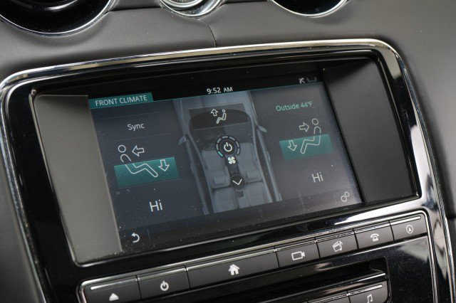 Used 2016 Jaguar XJ L Portfolio image 51