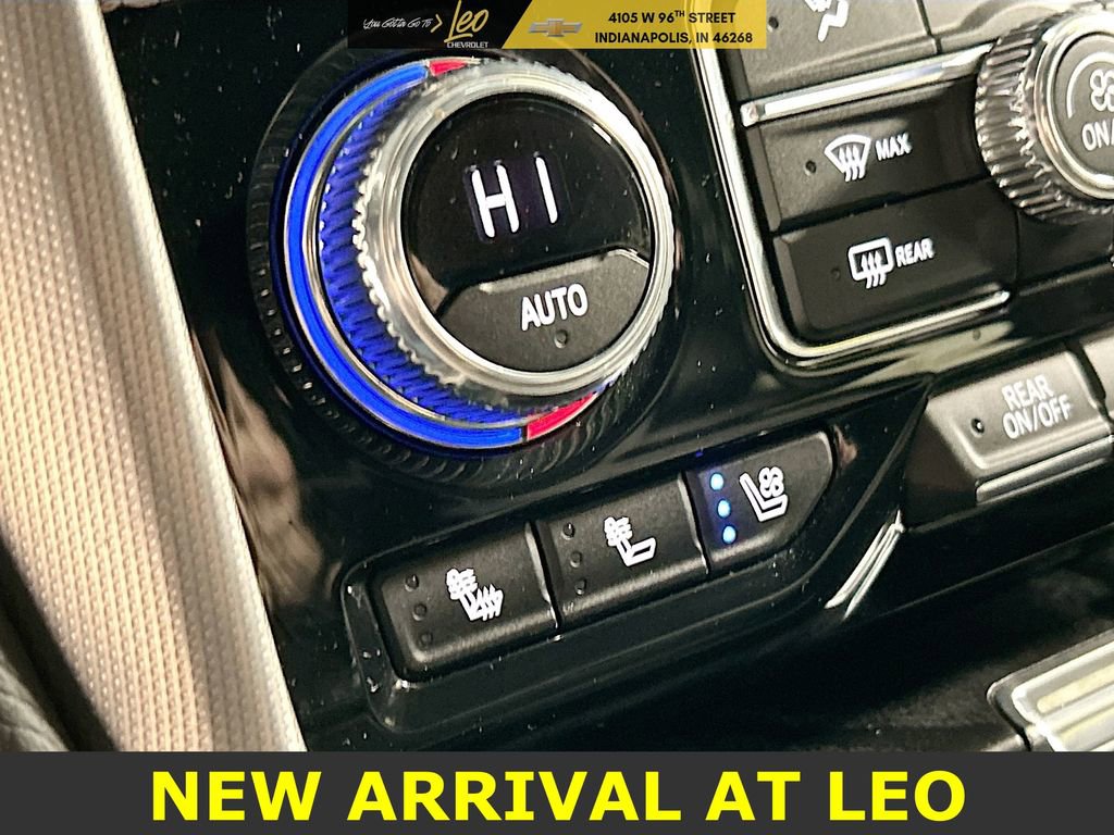 Used 2024 GMC Yukon XL Denali w/ Advanced Technology Package image 21