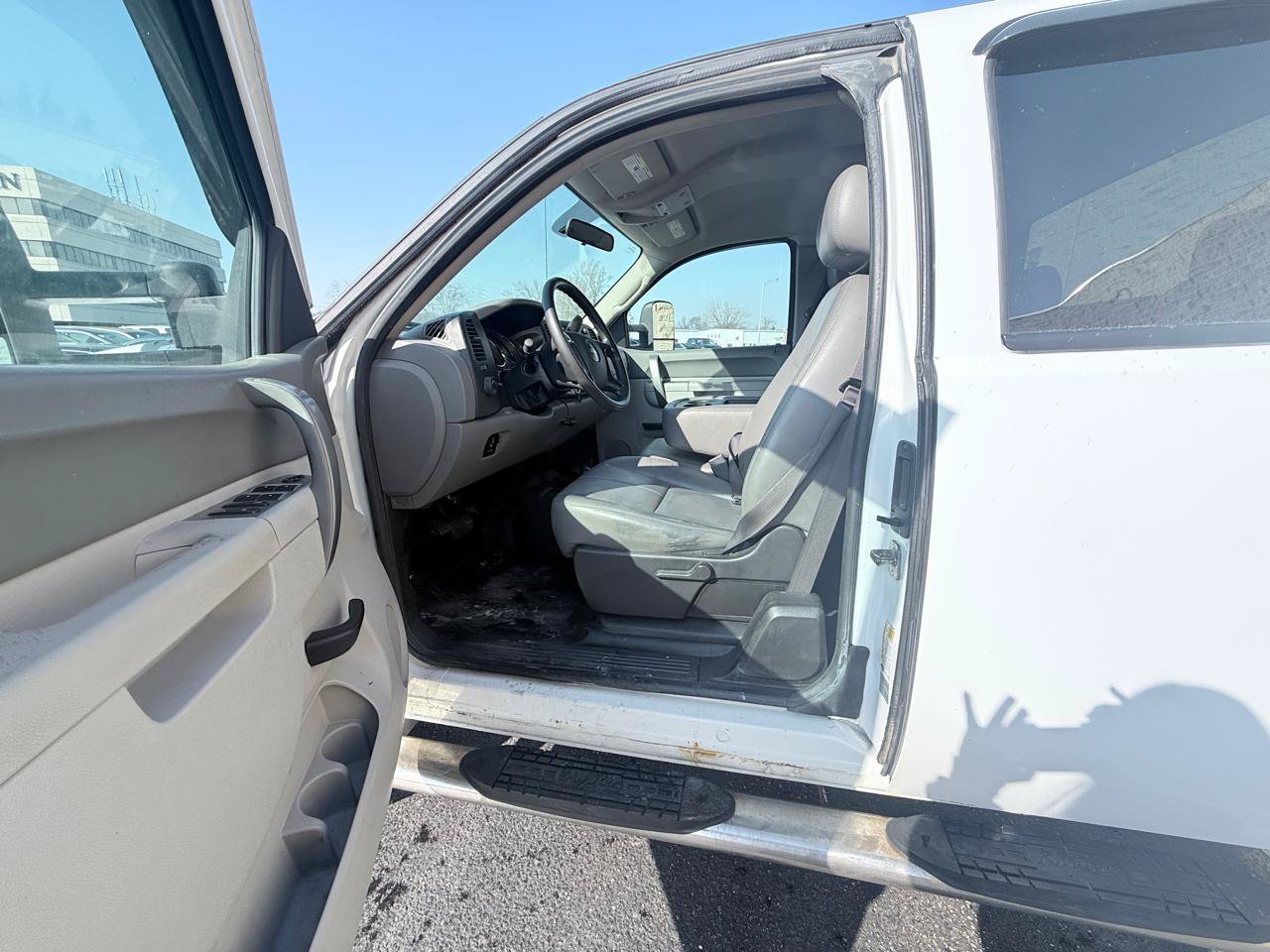 Used 2013 Chevrolet Silverado 2500 W/T AWD/4WD image 9