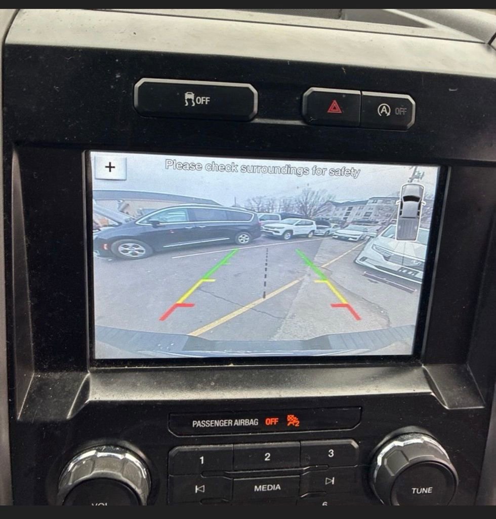 Used 2016 Ford F150 XLT w/ Equipment Group 302A Luxury image 19