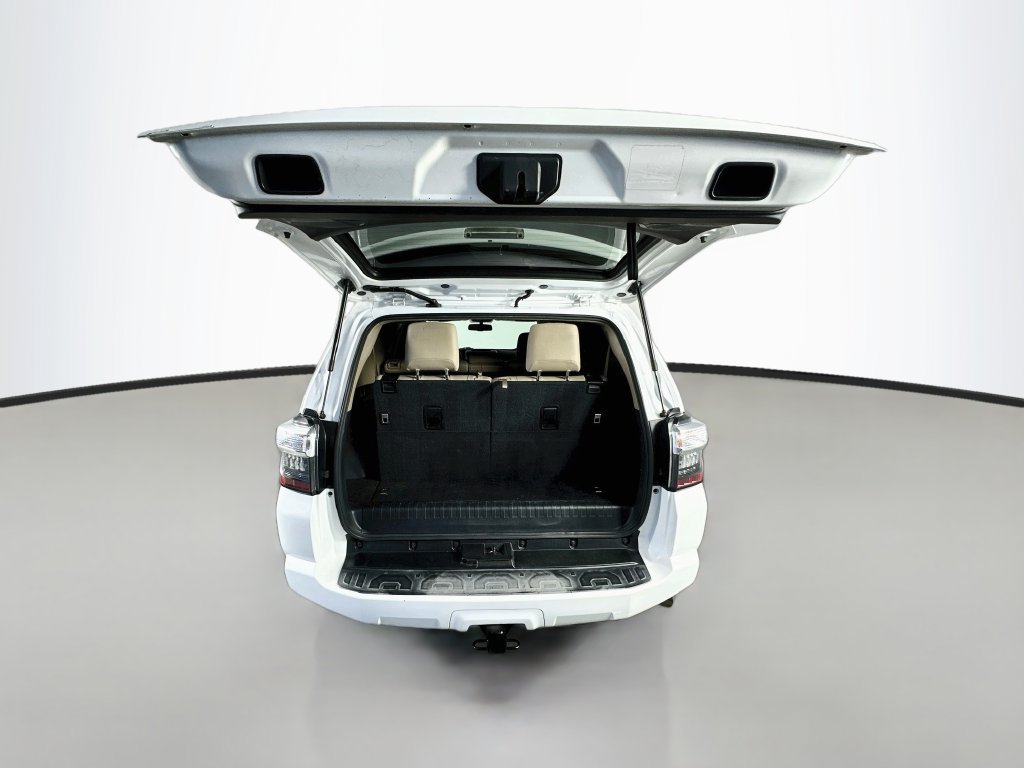 Used 2016 Toyota 4Runner SR5 Premium AWD/4WD image 29