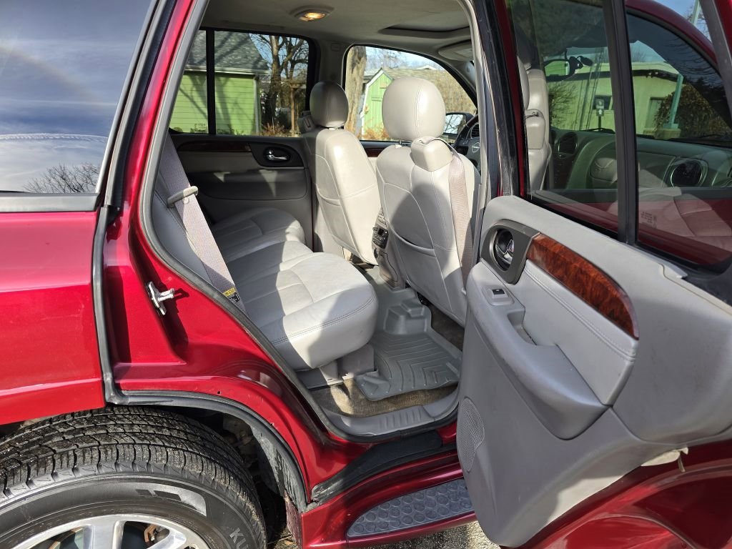Used 2006 GMC Envoy Denali image 12