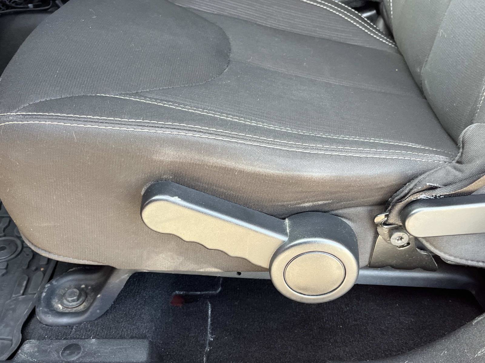 Used 2017 Jeep Wrangler Unlimited Rubicon w/ Cold Weather Group image 24