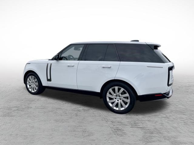 Certified 2024 Land Rover Range Rover SE image 5