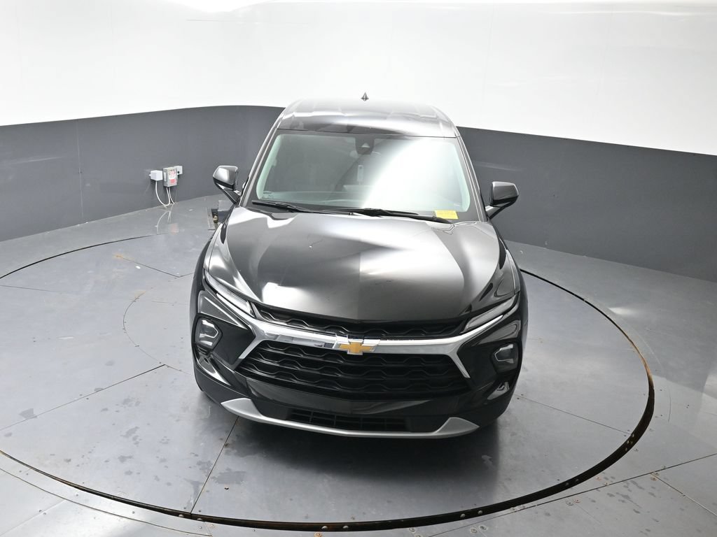 Used 2025 Chevrolet Blazer LT FWD image 44