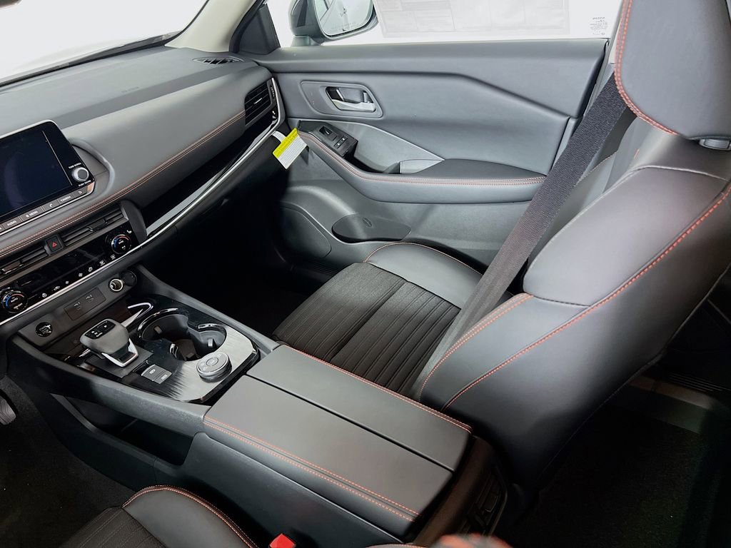 New 2026 Nissan Rogue SV image 20