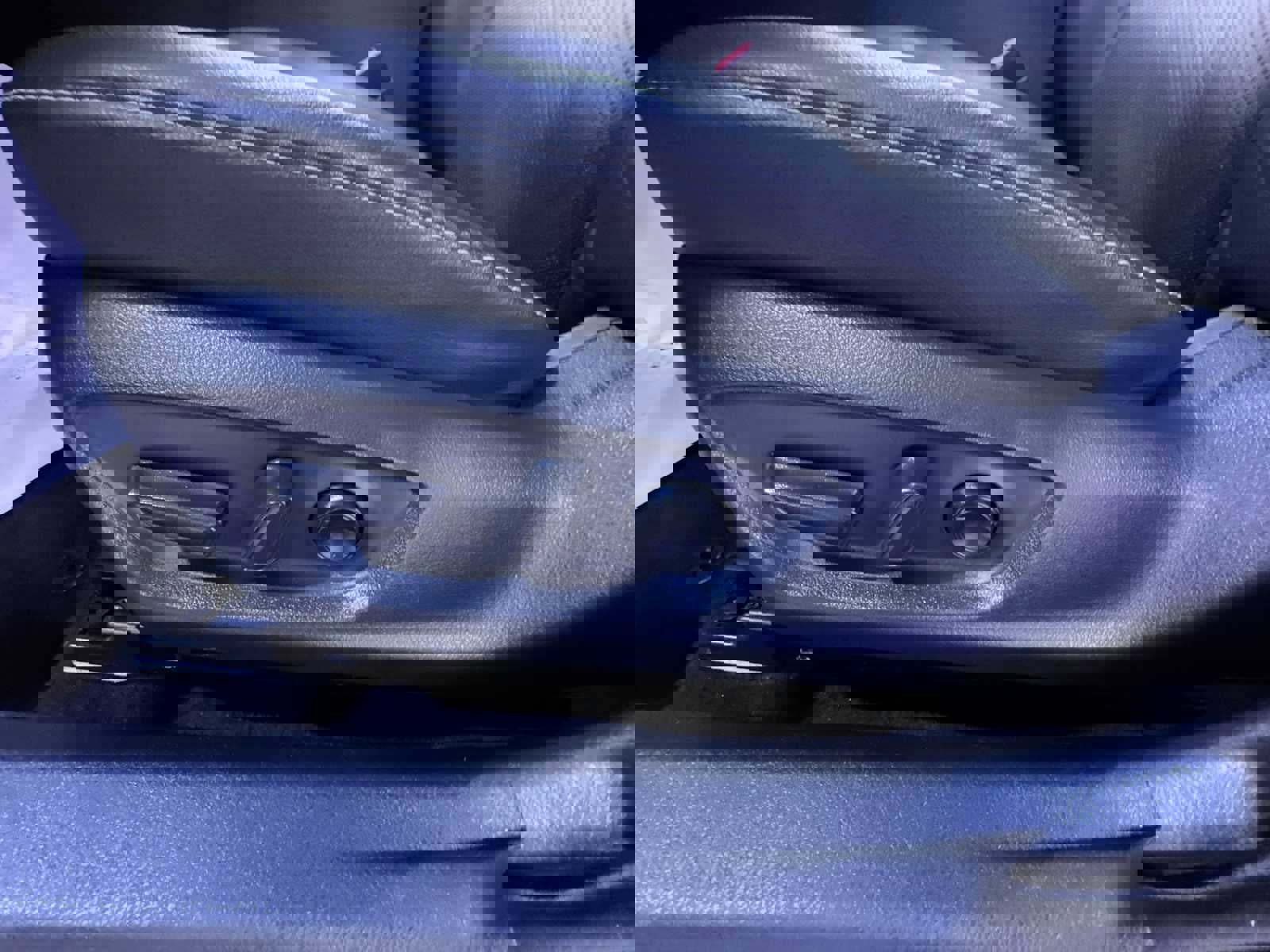 Used 2021 Toyota Camry XSE w/ Navigation Package image 13