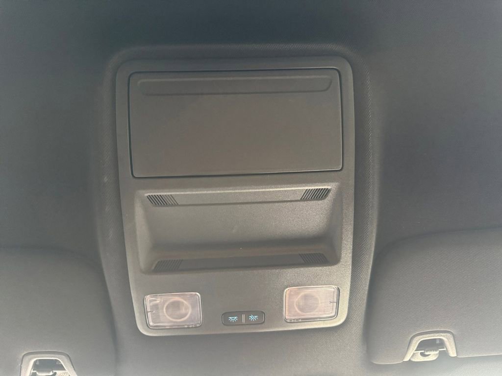 Used 2025 Ford Mustang Coupe image 26