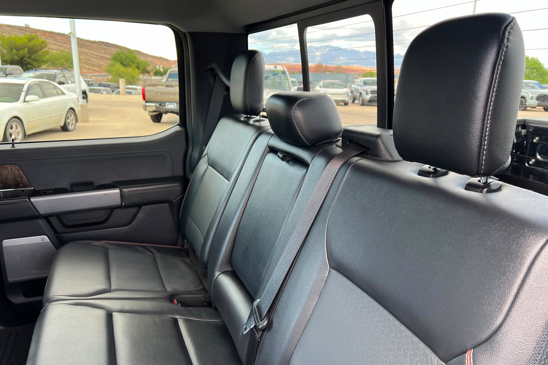 Used 2023 Ford F150 Lariat w/ Trailer Tow Package AWD/4WD image 21