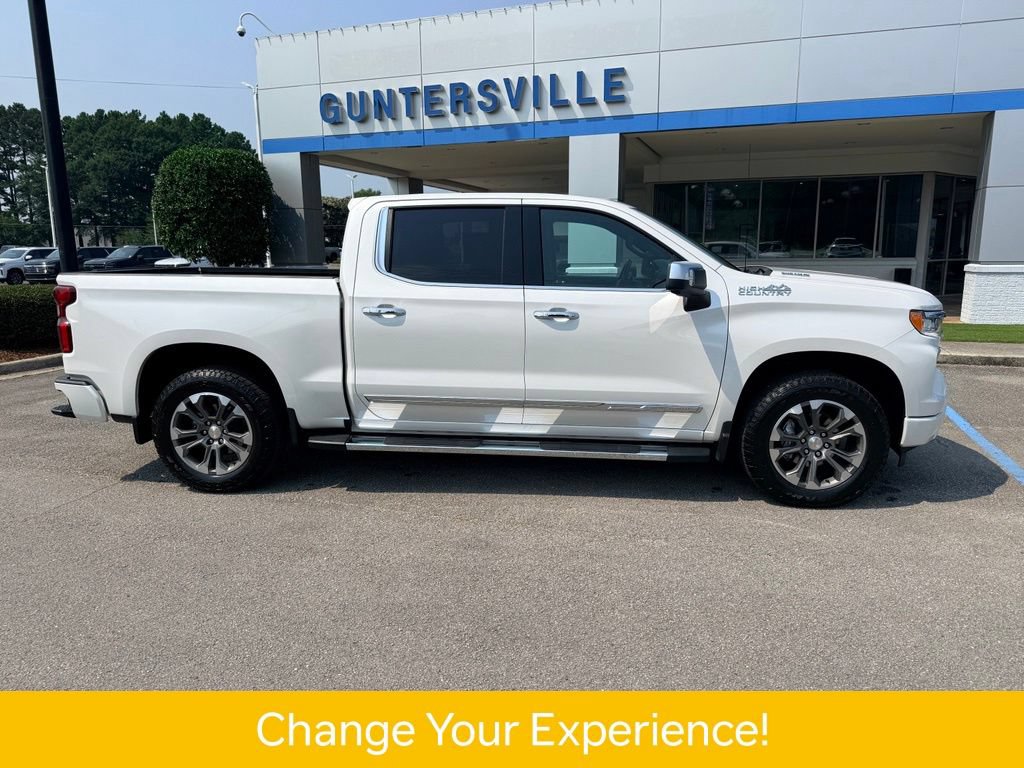 Used 2025 Chevrolet Silverado 1500 High Country w/ Technology Package AWD/4WD image 4