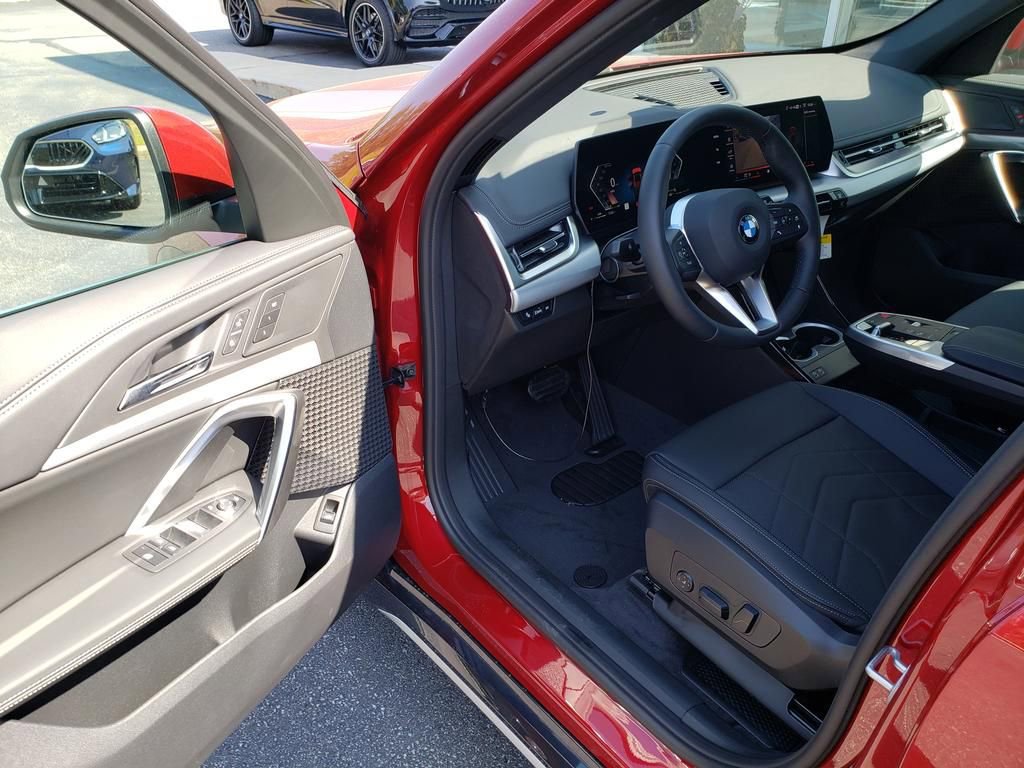 Used 2026 BMW X1 xDrive28i w/ Convenience Package image 11