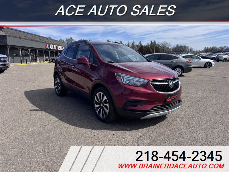 Used 2021 Buick Encore Preferred AWD/4WD image 2