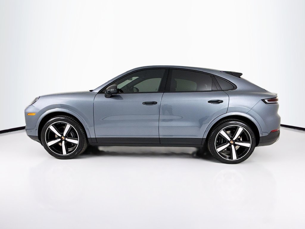 New 2026 Porsche Cayenne Coupe AWD/4WD image 2
