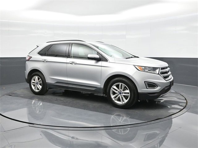 Used 2017 Ford Edge SEL image 17