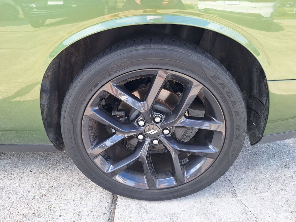 Used 2021 Dodge Challenger R/T w/ Blacktop Package image 24