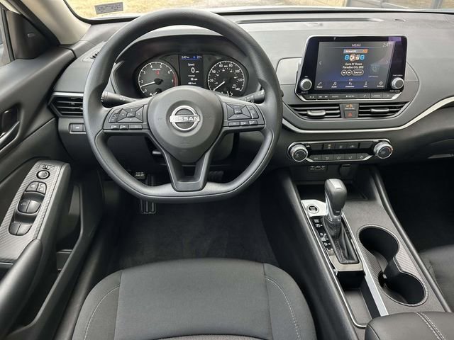 Certified 2025 Nissan Altima 2.5 S image 16