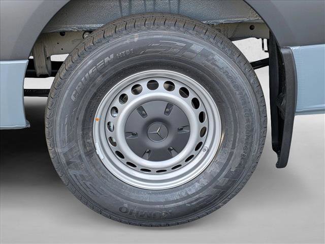 New 2026 Mercedes-Benz Sprinter 2500 image 10