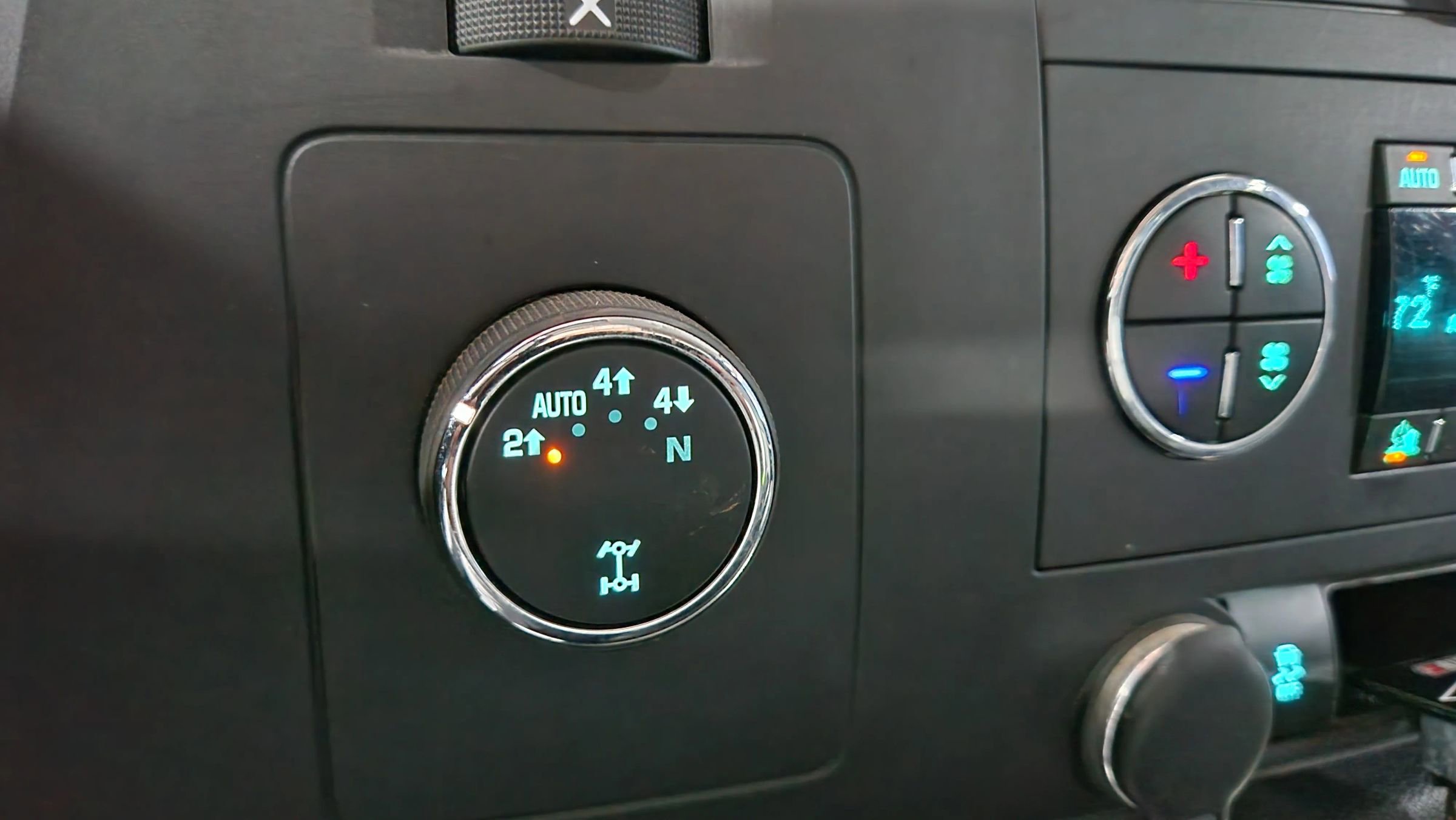 Used 2013 Chevrolet Silverado 1500 LT w/ All-Star Edition image 35