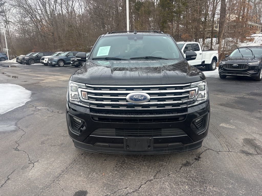 Used 2021 Ford Expedition XLT image 3