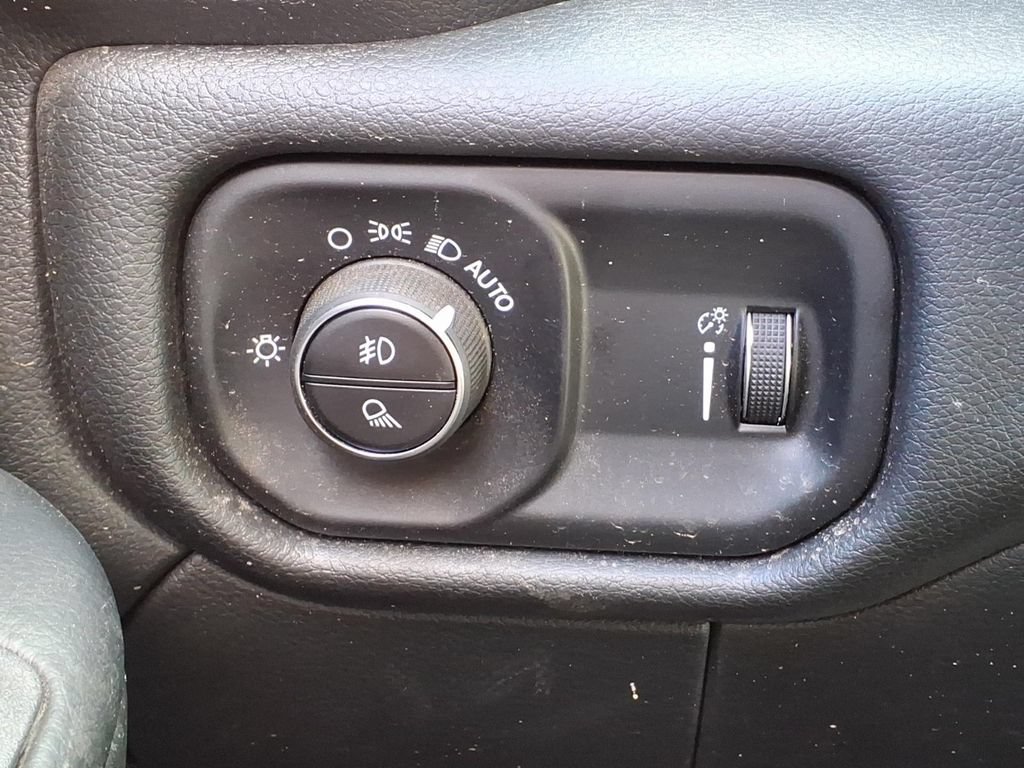 Used 2025 RAM 5500 Tradesman RWD image 28