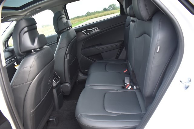 New 2026 Kia Sportage EX w/ EX Panorama Roof Package AWD/4WD image 20