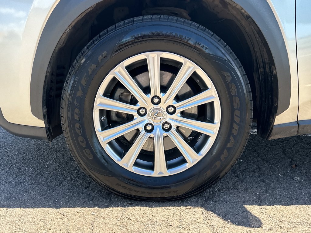 Used 2015 Lexus NX 200t FWD image 11