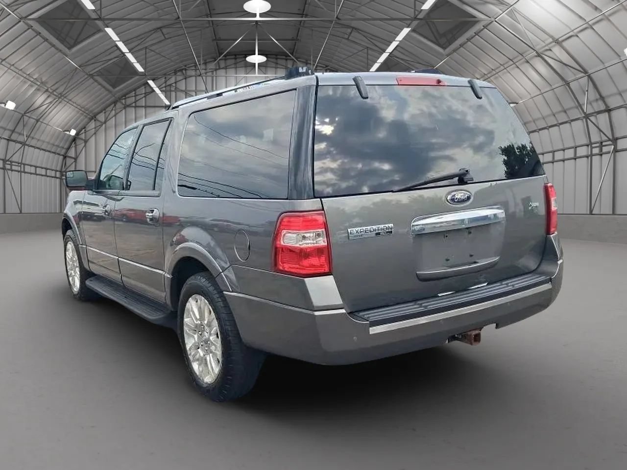 Used 2013 Ford Expedition EL Limited AWD/4WD image 3