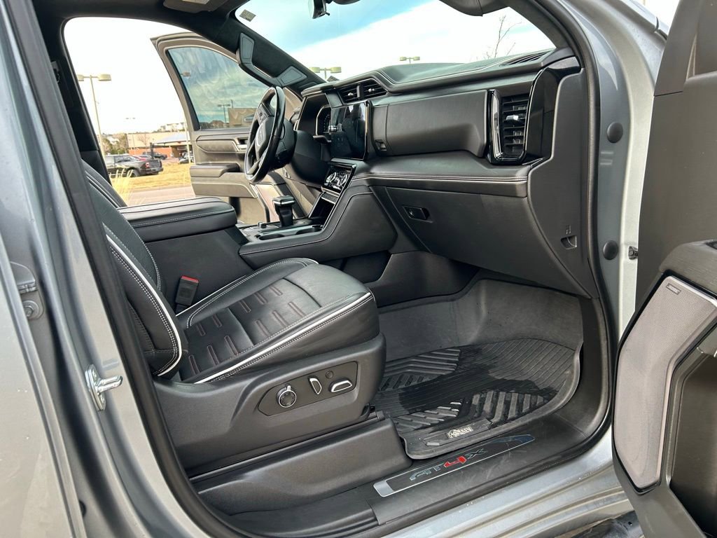 Used 2023 GMC Sierra 1500 AT4X w/ AT4X AEV Edition image 25