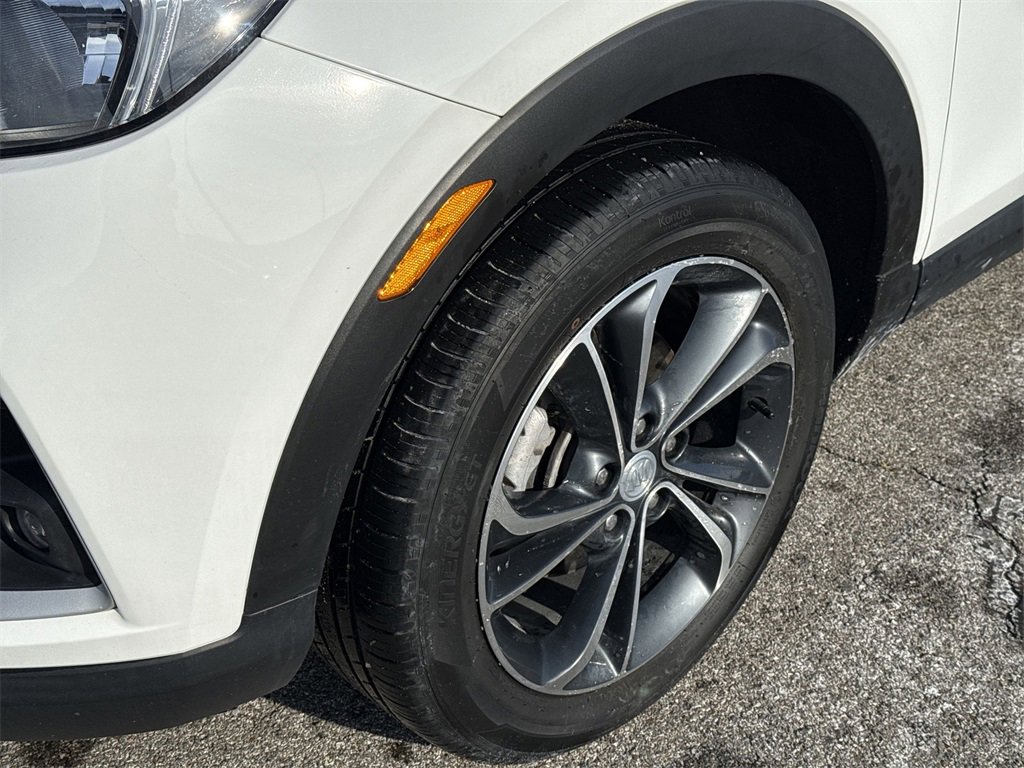 Used 2022 Buick Encore GX Select image 18