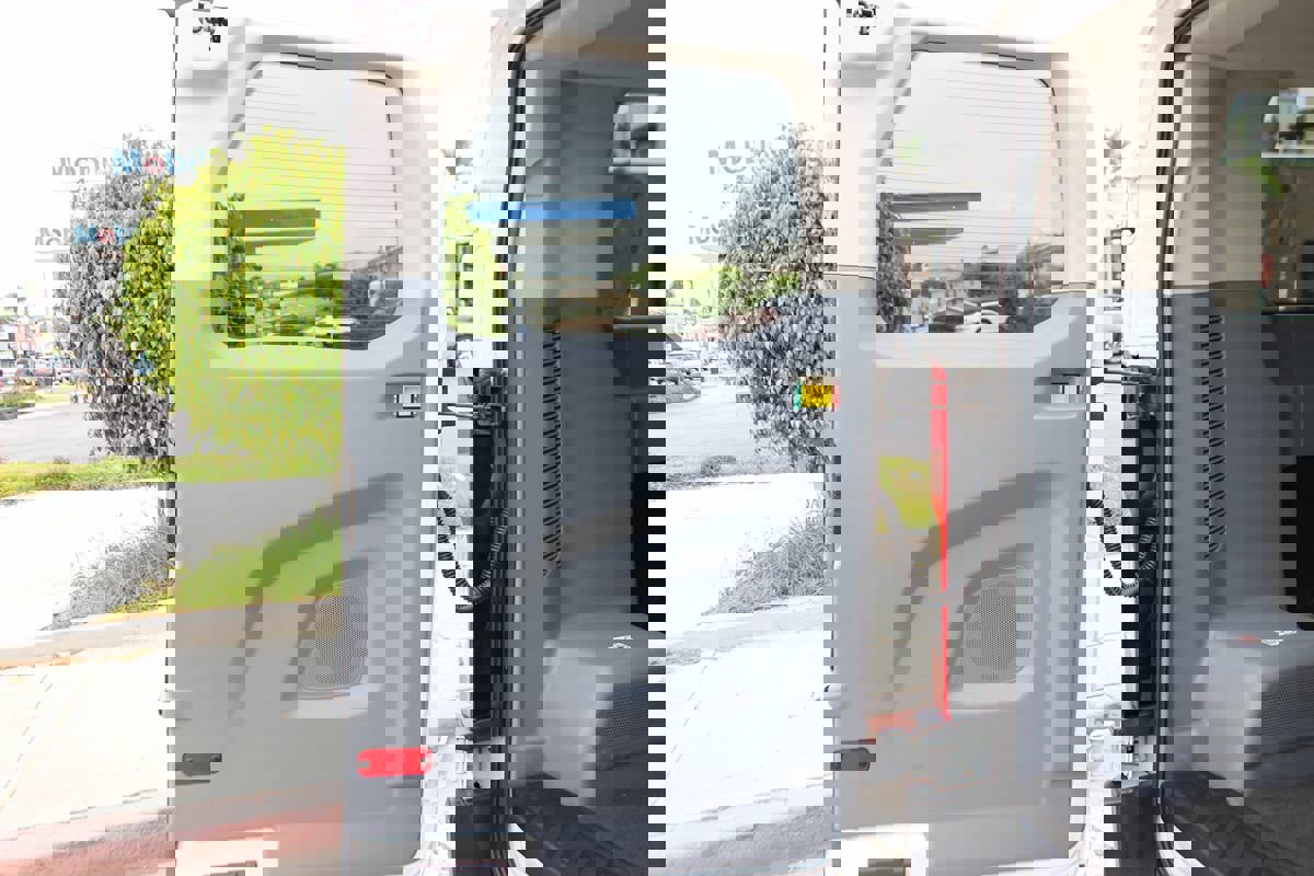 Used 2019 Ford Transit 150 XLT image 48