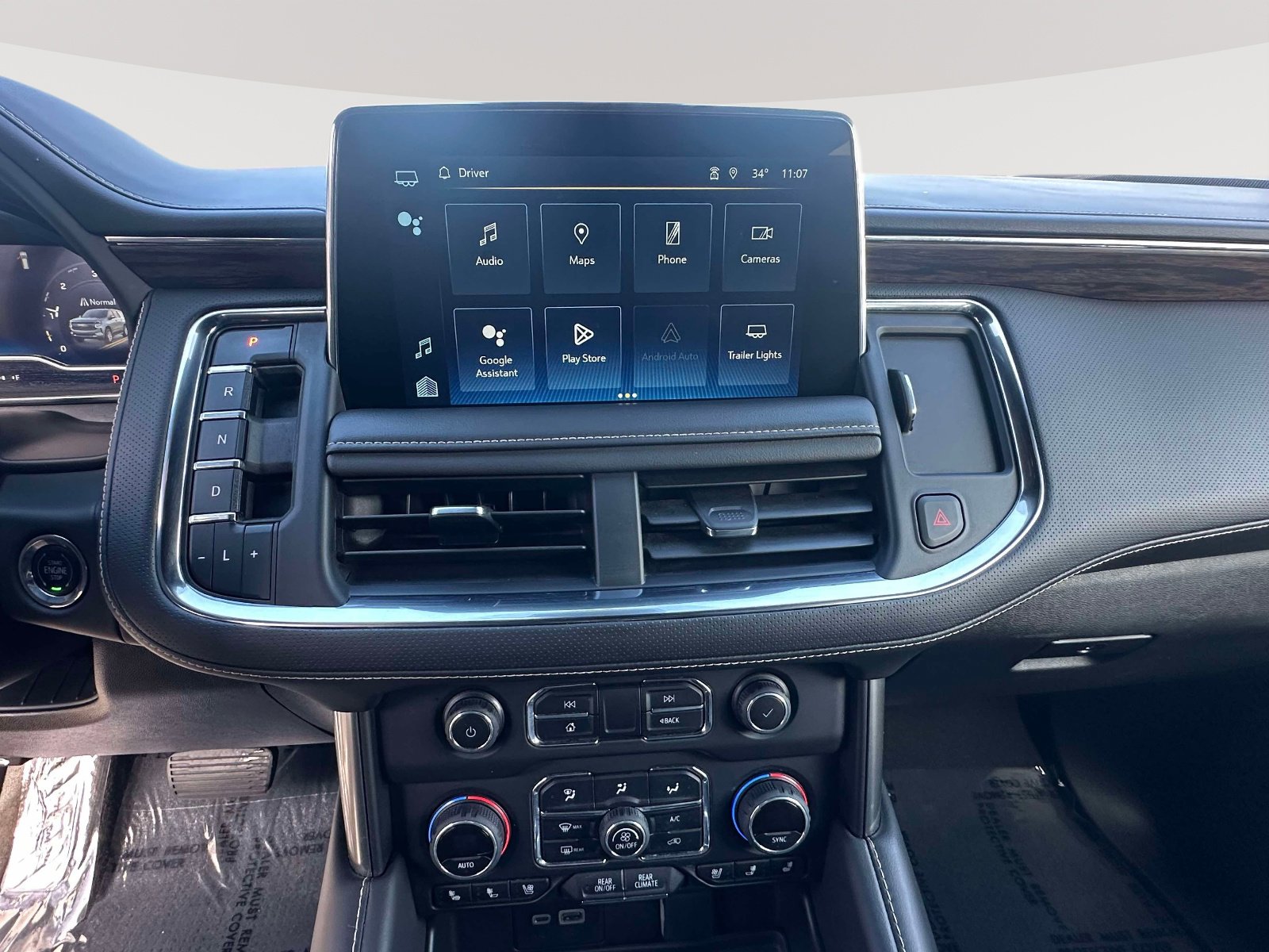 Certified 2023 Chevrolet Suburban Premier image 9