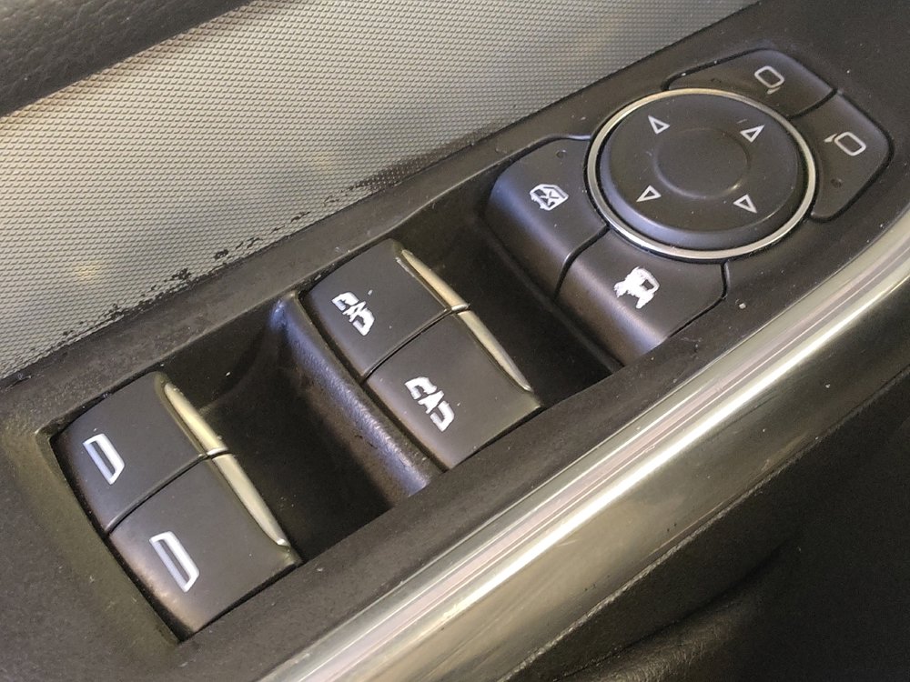 Used 2020 Cadillac XT4 Premium Luxury FWD image 27