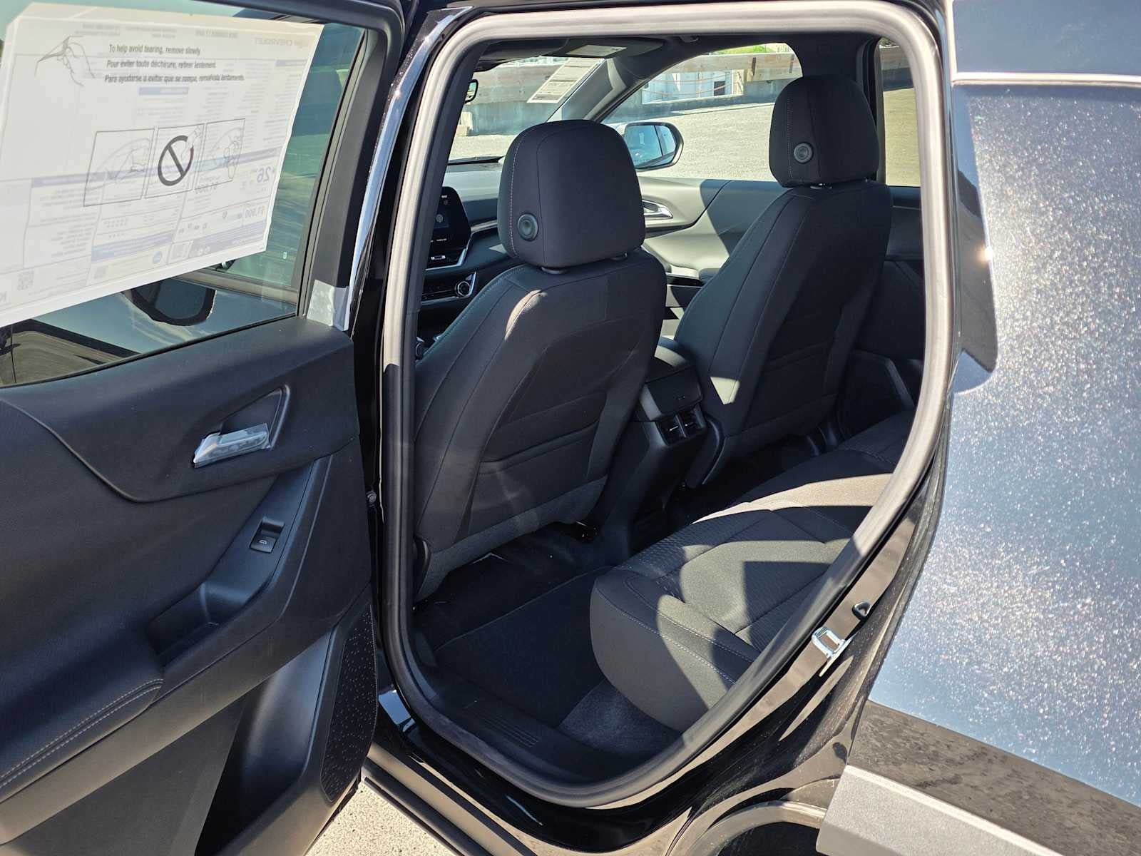 New 2026 Chevrolet Equinox LT w/ Safety and Technology Package AWD/4WD image 14